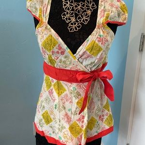 Anthropologie - Rare adorable Summer print Size 10 Top